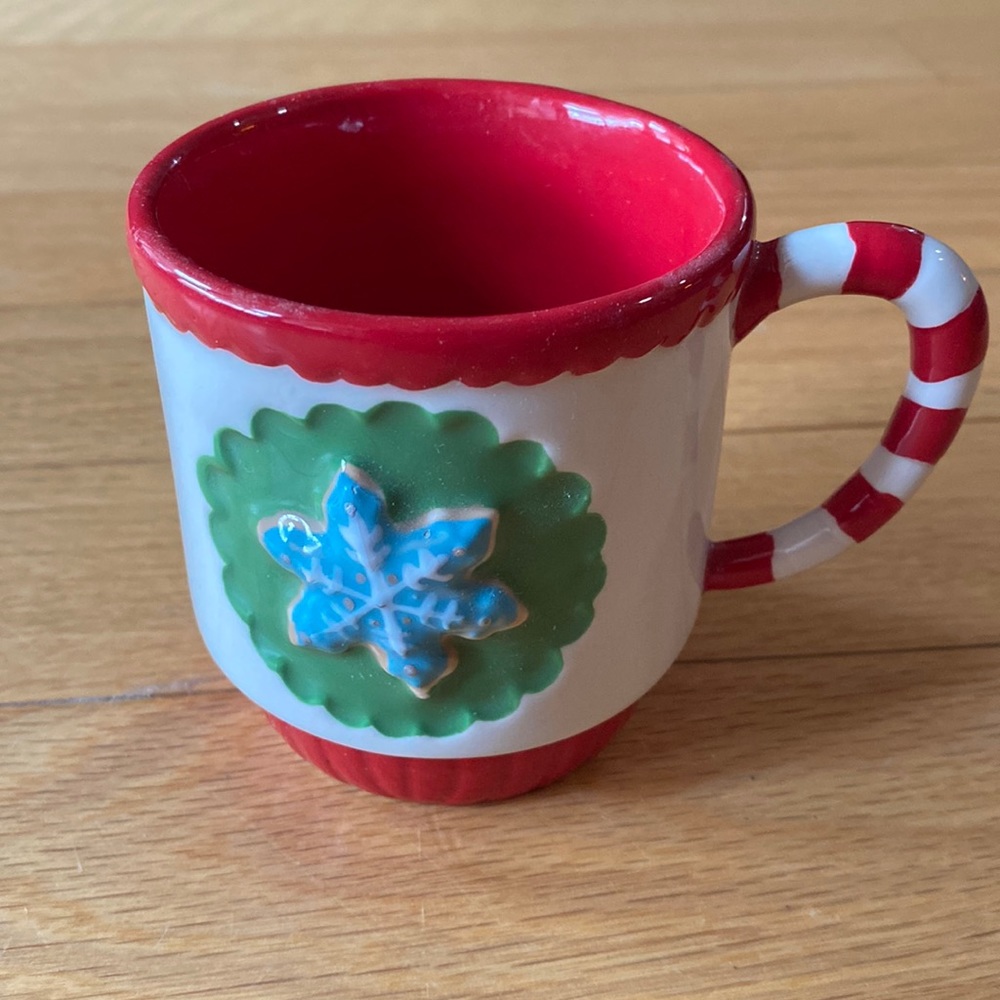 Christmas hallmark mug. Vintage snowflake with striped handle coffee mug.